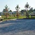 Semesterbostad Mobil-home 3 Avec Piscine Chauffee, Proche Et Commerces - Fr-1-361a-16 Jullouville-les-Pins