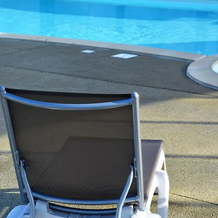 Dom wakacyjny Mobil-home 3 Avec Piscine Chauffee, Proche Et Commerces - Fr-1-361a-16