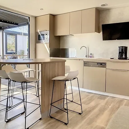 Nyaraló Mobil-home 3 Avec Piscine Chauffee, Proche Et Commerces - Fr-1-361a-16 Jullouville-les-Pins