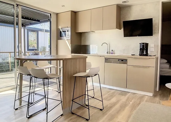 度假居 Mobil-home 3 Avec Piscine Chauffee, Proche Et Commerces - Fr-1-361a-16 瑞卢维尔莱潘